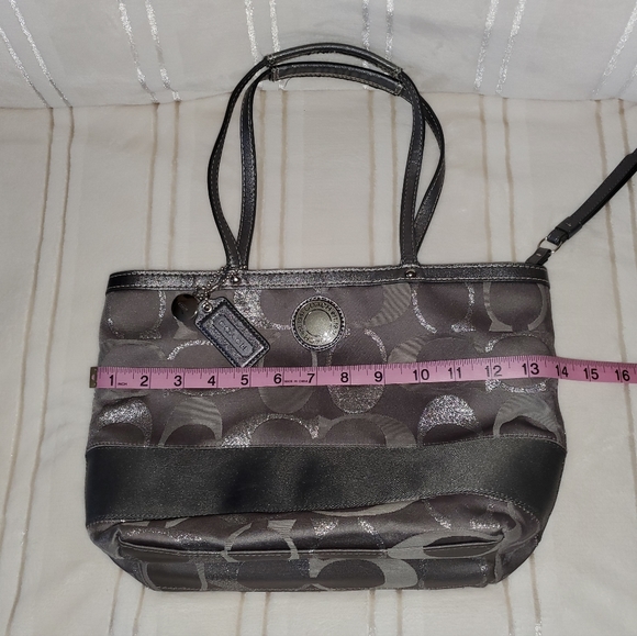 Grey Coach bag with silver monogram logo. - Picture 9 of 11